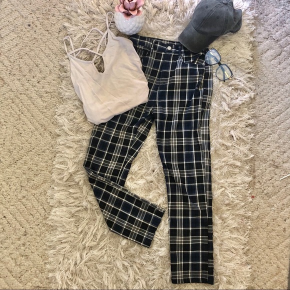 Brandy Melville VSCO Bundle - Picture 2 of 7